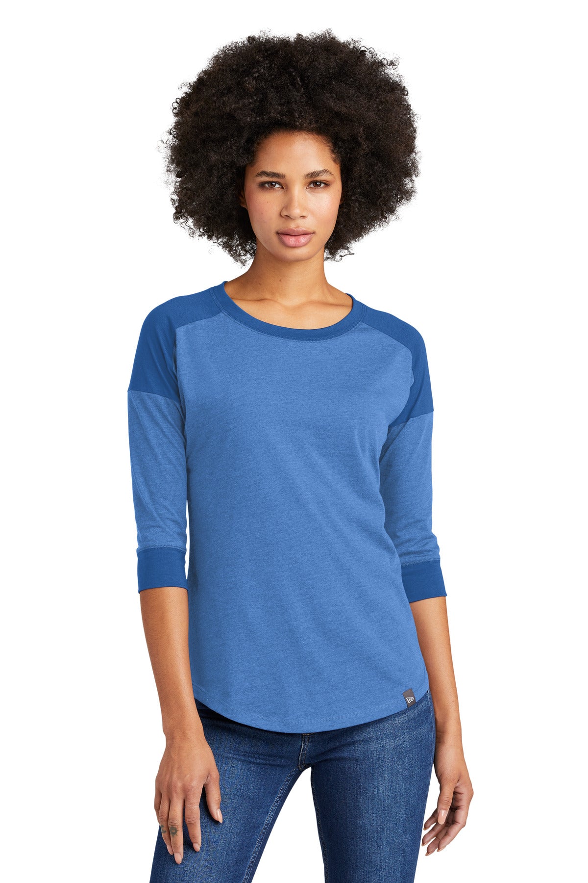 New Era  Women's Heritage Blend 3/4-Sleeve Baseball Raglan Tee. LNEA104